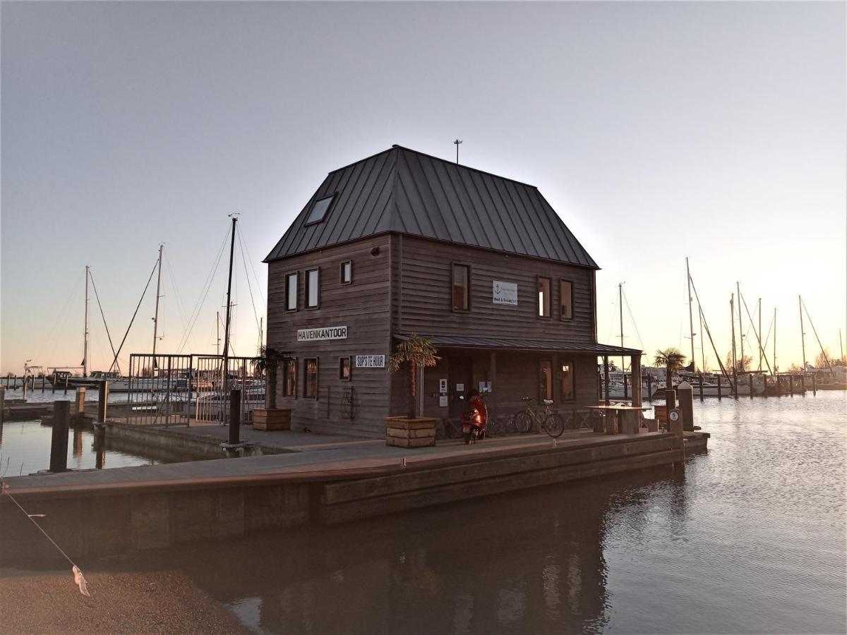 Kaap Hoorn Club Bed En Breakfast Eksteriør bilde